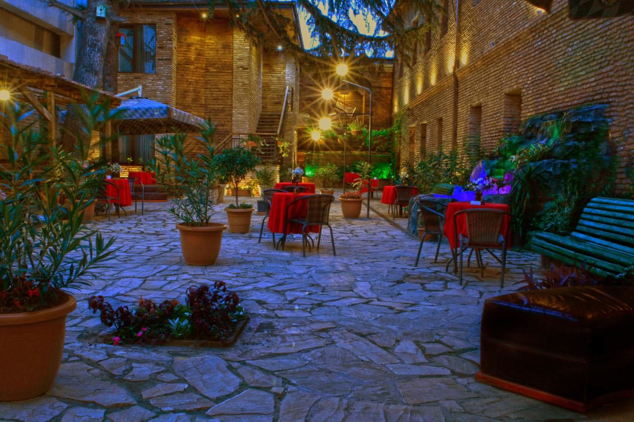 Отель Tiflis Hotel Тбилиси-46