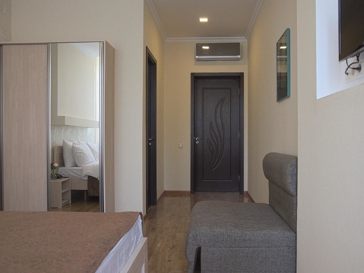 Отель Tiflis Hotel Тбилиси